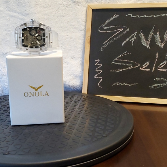 Transparent Clear Men Unisex Watch Skeleton Tonneau Hollow Fashion ONOLA Quartz - Picture 8 of 12